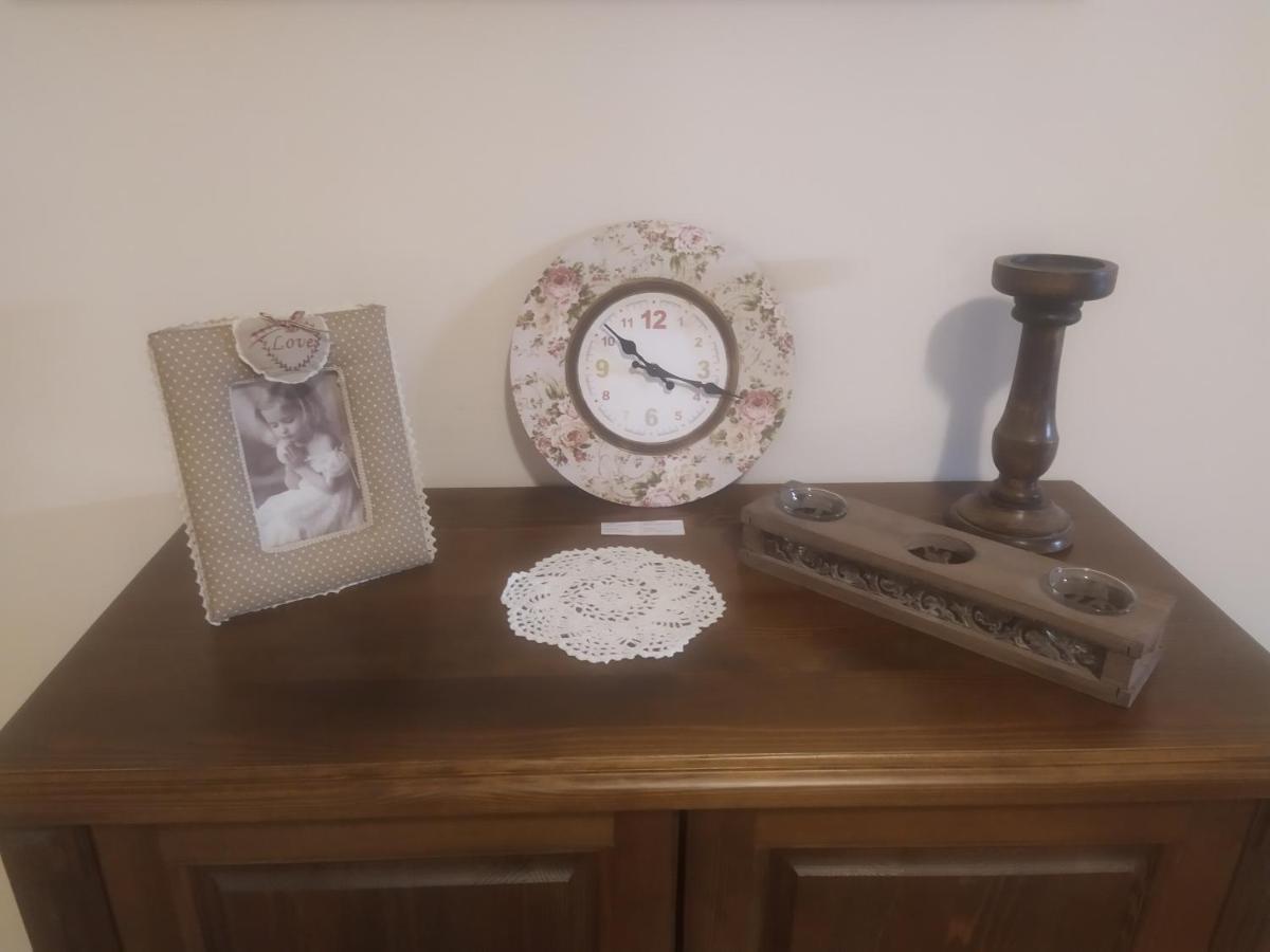 Toscana Apartman Gyula Buitenkant foto
